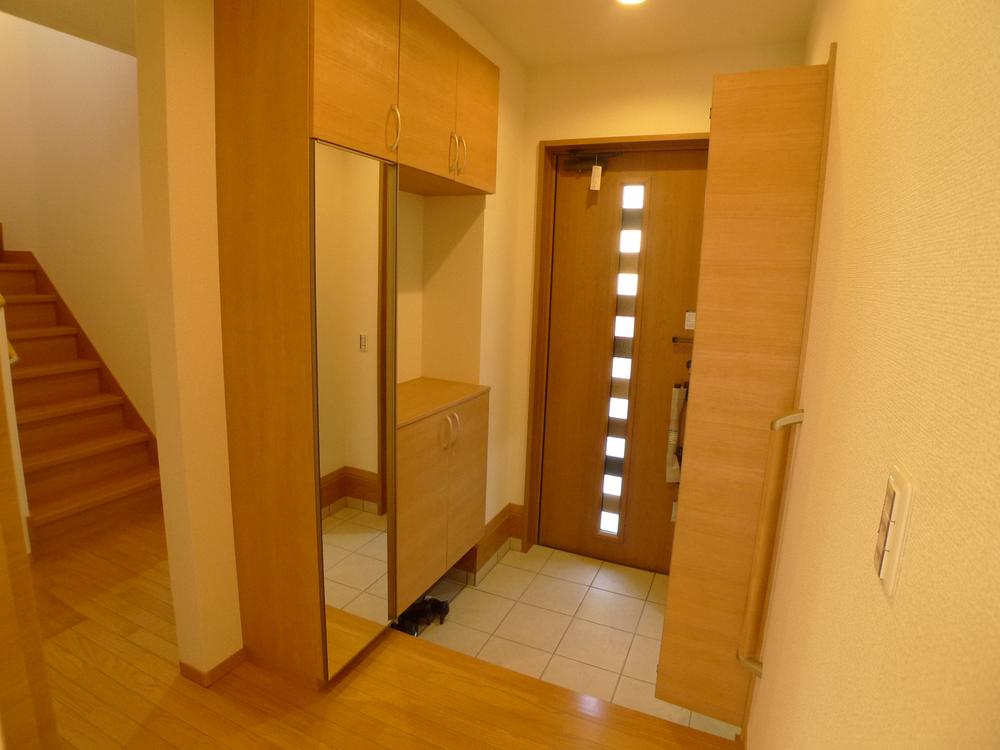 Entrance. Relaxed some entrance