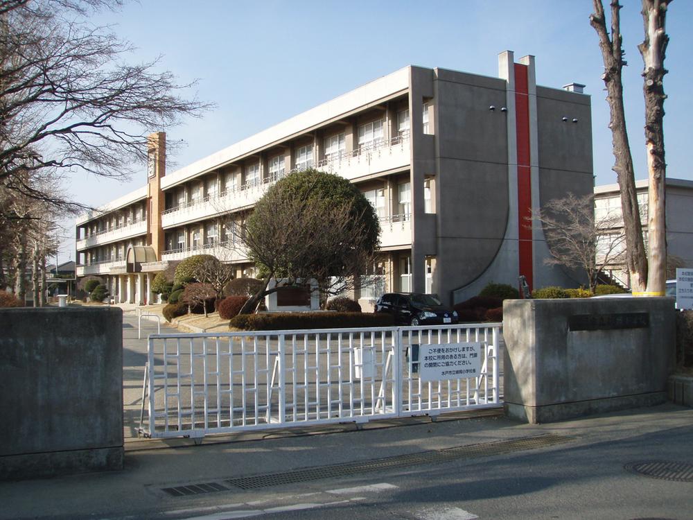 Primary school. Midorioka until elementary school 880m
