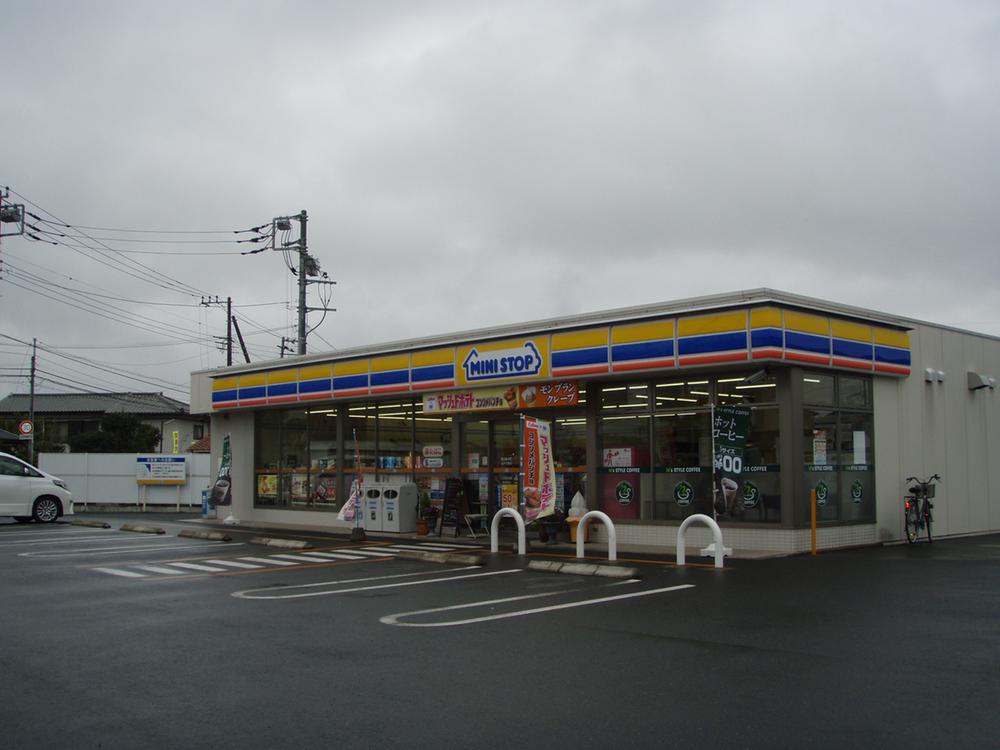 Convenience store. MINISTOP 240m to Mito Chinami shop
