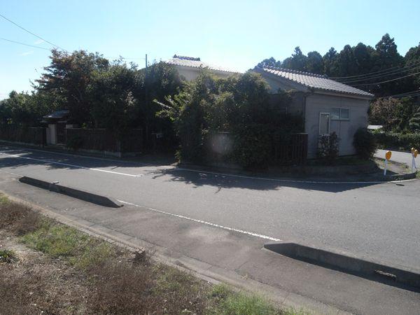 Local photos, including front road