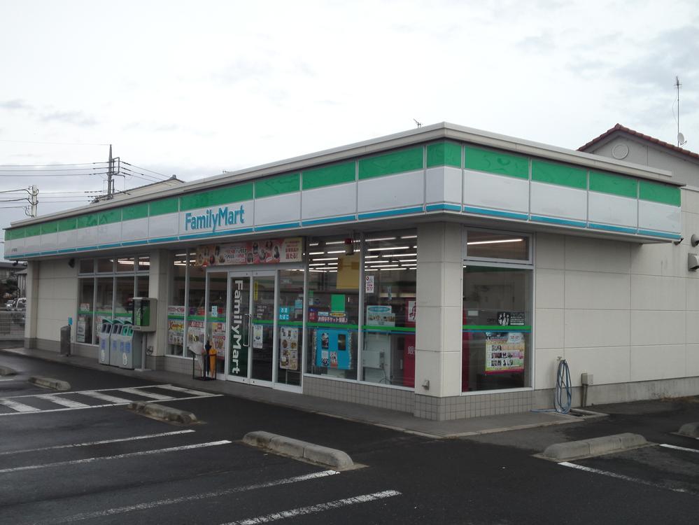 Convenience store. 750m to FamilyMart