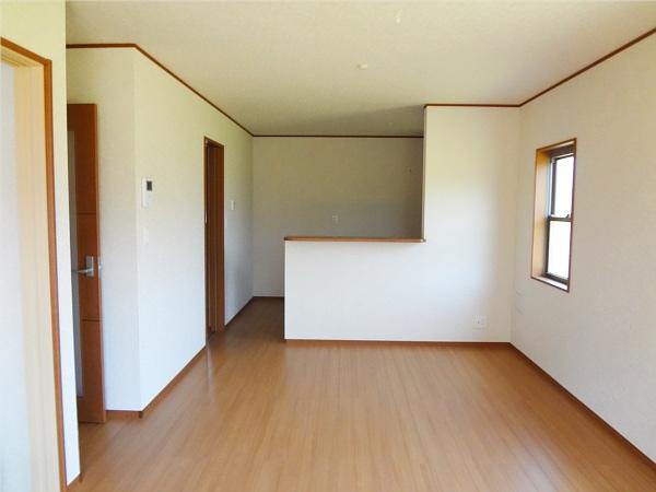 Same specifications photos (living). Living