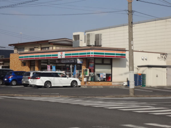 Convenience store. Seven-Eleven Mito Kasahara Wholesale Center store up (convenience store) 622m