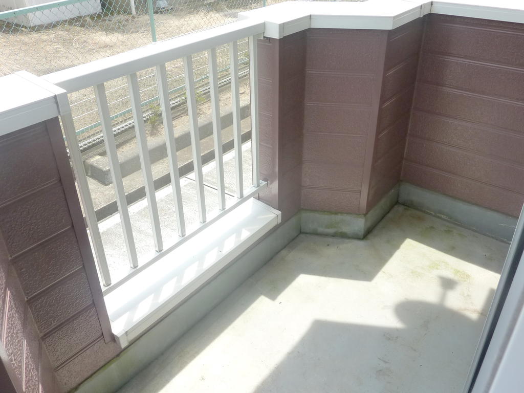 Balcony. Spacious balcony! Laundry is fast drying likely! 