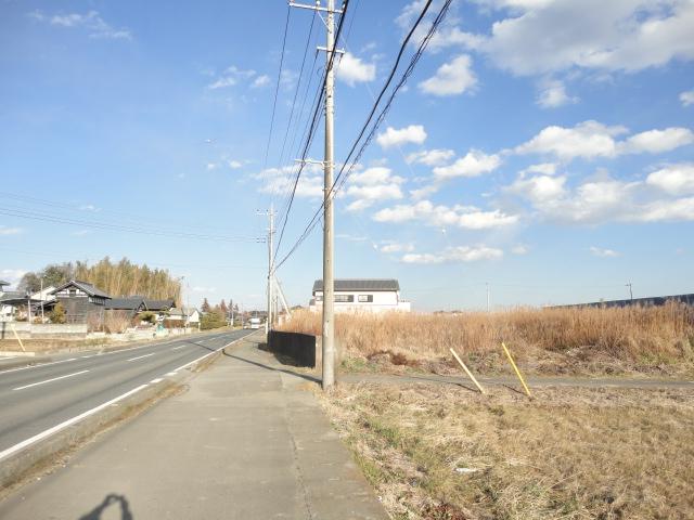Local photos, including front road