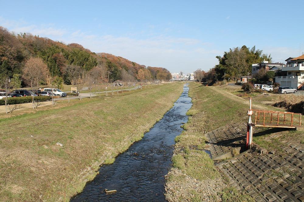 park. If Ya take a walk of Sakagawa green space dog, Heartwarming is the best place for those who want to ^^