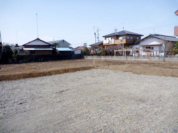 Local photos, including front road