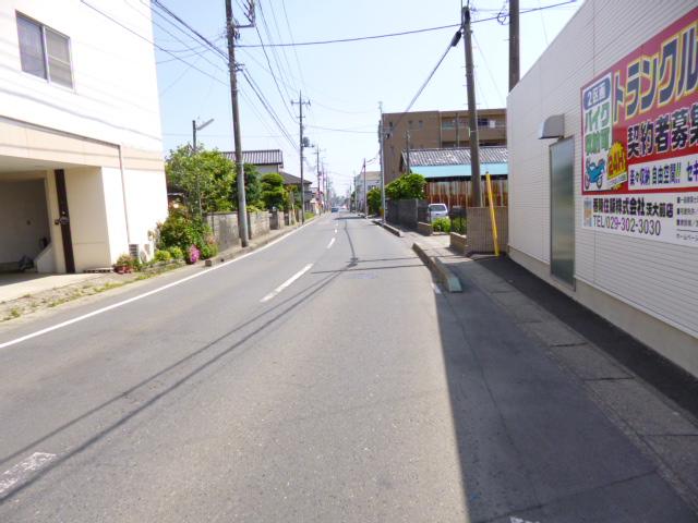 Local photos, including front road