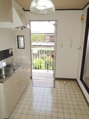 Other room space. Kitchen space!