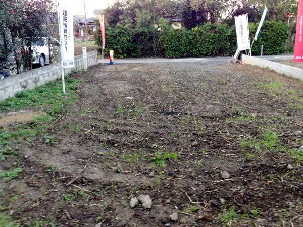 Local photos, including front road