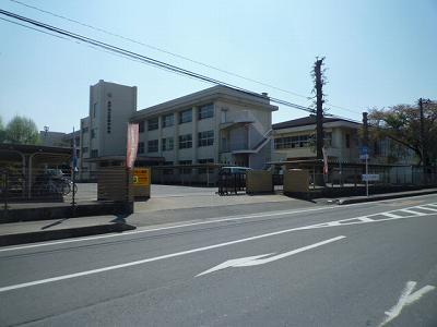 Junior high school. 2423m to Mito Municipal Akatsuka junior high school