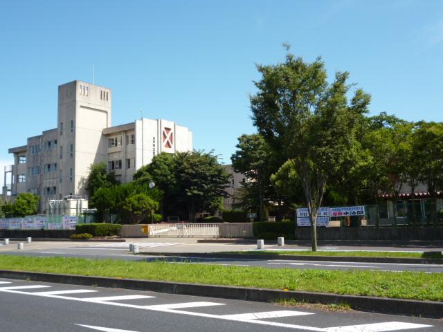 Junior high school. 1683m to Mito Municipal Kasahara junior high school