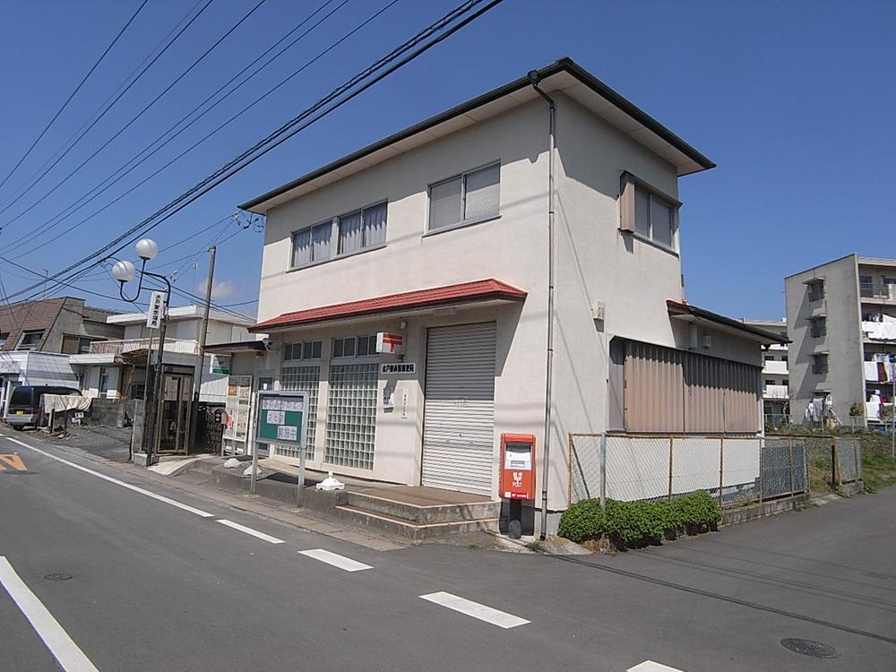 post office. Mito Higashiakatsuka 536m to the post office