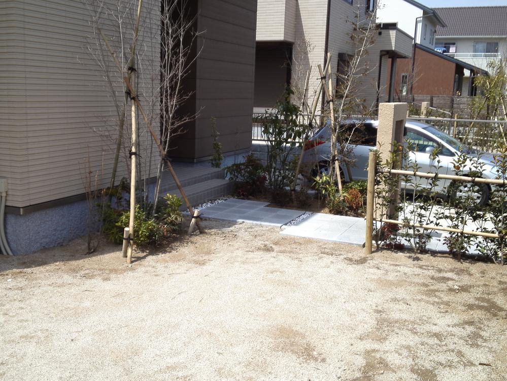 Garden. Local (April 2012) shooting