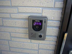 Security. Peace of mind in the TV interphone.