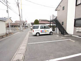 Parking lot. Parking conditioning (Unconfirmed).