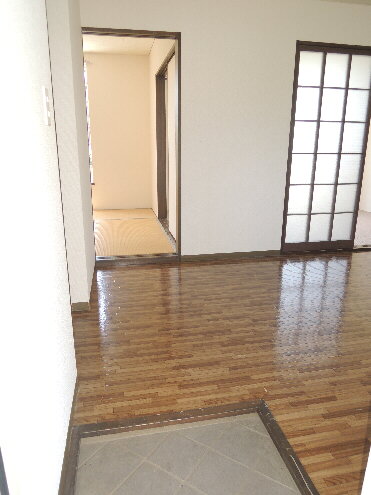 Entrance. It is the state of the entrance!