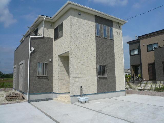 Local appearance photo. Local (September 2013) Shooting