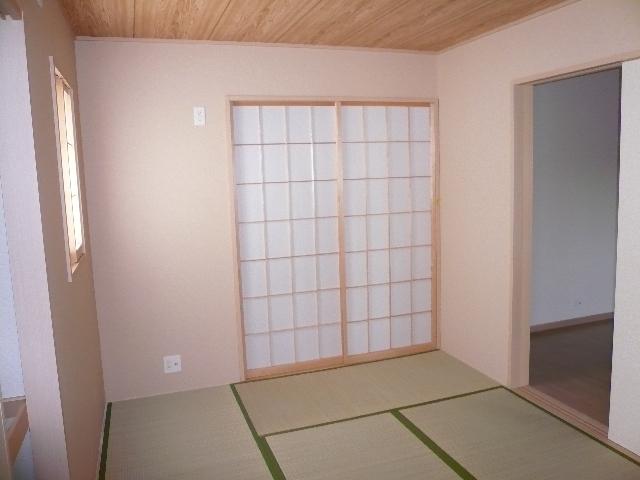 Other introspection. Indoor (September 2013) Shooting