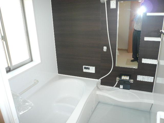 Bathroom. Indoor (September 2013) Shooting