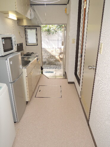 Kitchen. Dining space!