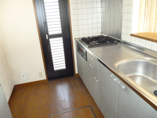 Kitchen. It is with gas stove