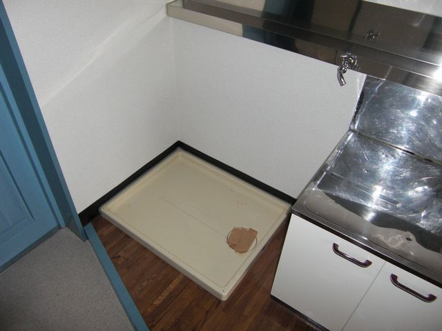 Other room space. There yard indoor washing machine