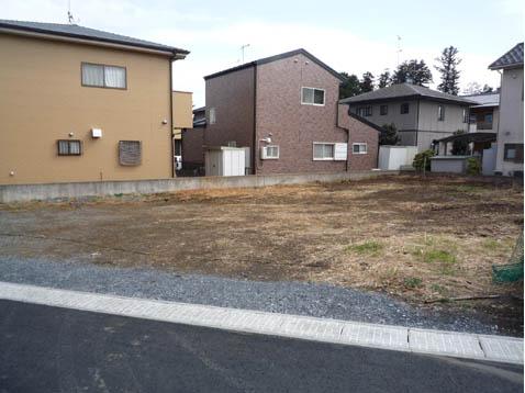 Local land photo. Day is also good.
