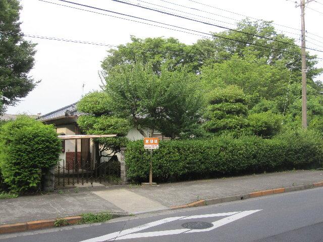 Local photos, including front road