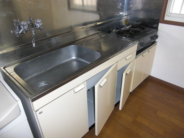Kitchen. Kitchen space spacious