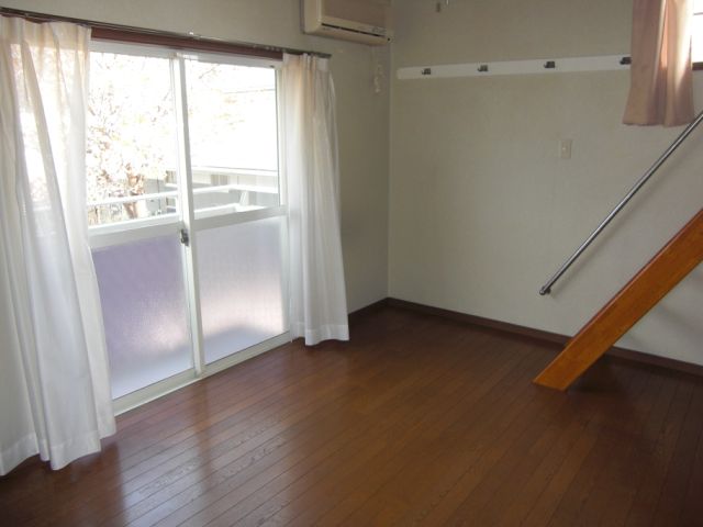 Living and room. Bright Western-style