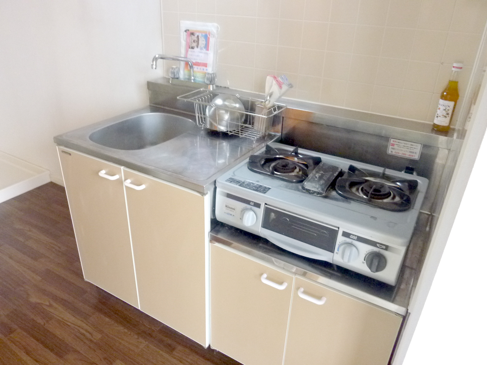 Kitchen. Gas stove is not attached ・ ・ ・ Excuse me.