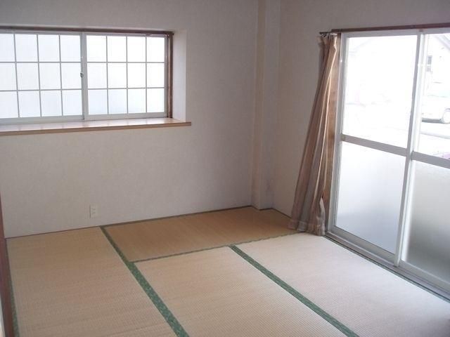 Living and room. 6 Pledge of Japanese-style room