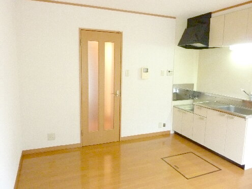 Living and room. Shiny flooring