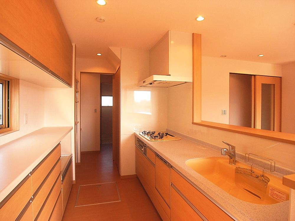 Kitchen.  [A-51] Indoor (11 May 2013) Shooting