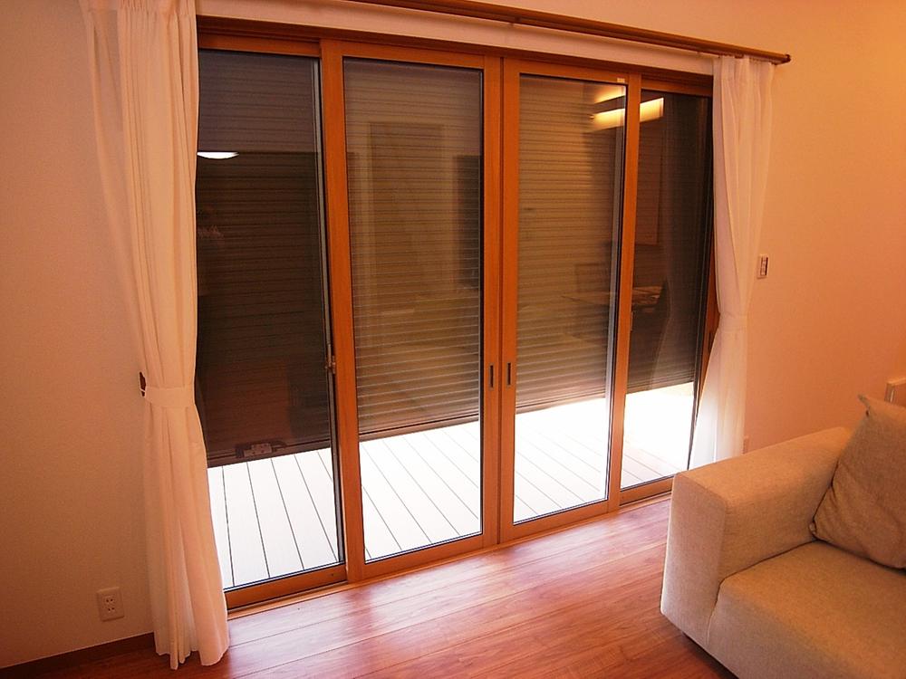 Security equipment. Day Ya Dad is slow in your work, Electric shutter, such as the peace of mind when away from home in the family travel. 