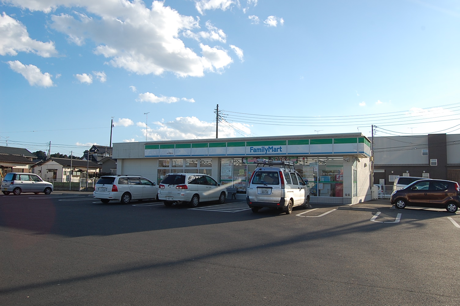 Convenience store. FamilyMart Mito Higashimae store up (convenience store) 115m
