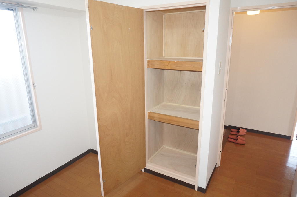 Other room space