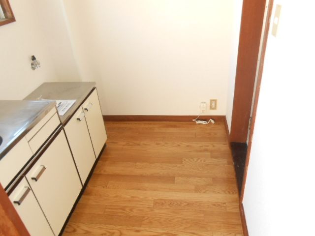 Living and room. Just right size is also a kitchen space.