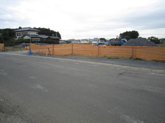 Local photos, including front road