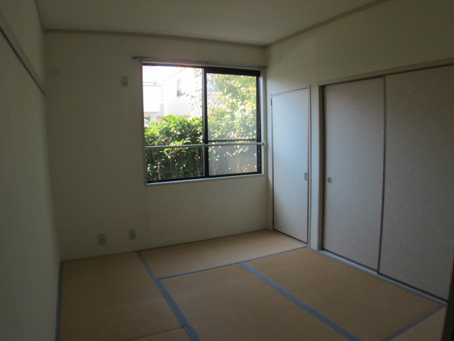 Other room space. Japanese-style room 6 quires storage is also plenty of