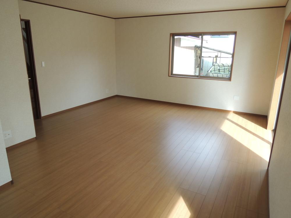 Living. Indoor (10 May 2013) Shooting