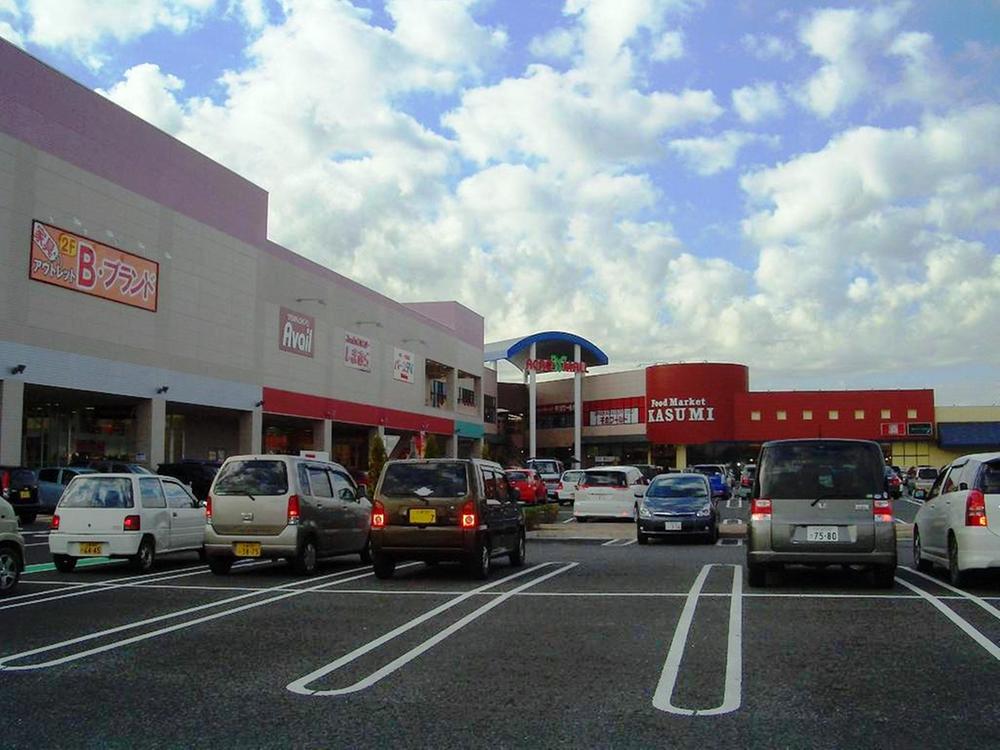 Shopping centre. 3351m to UNIQLO Across Mall Moriya shop