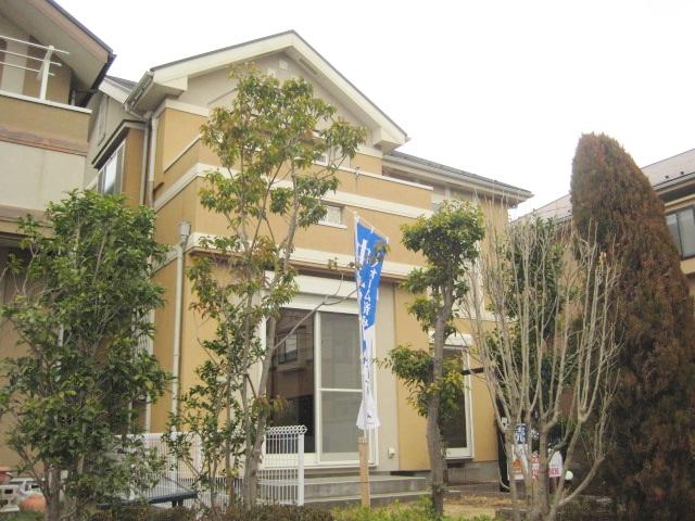 Local appearance photo