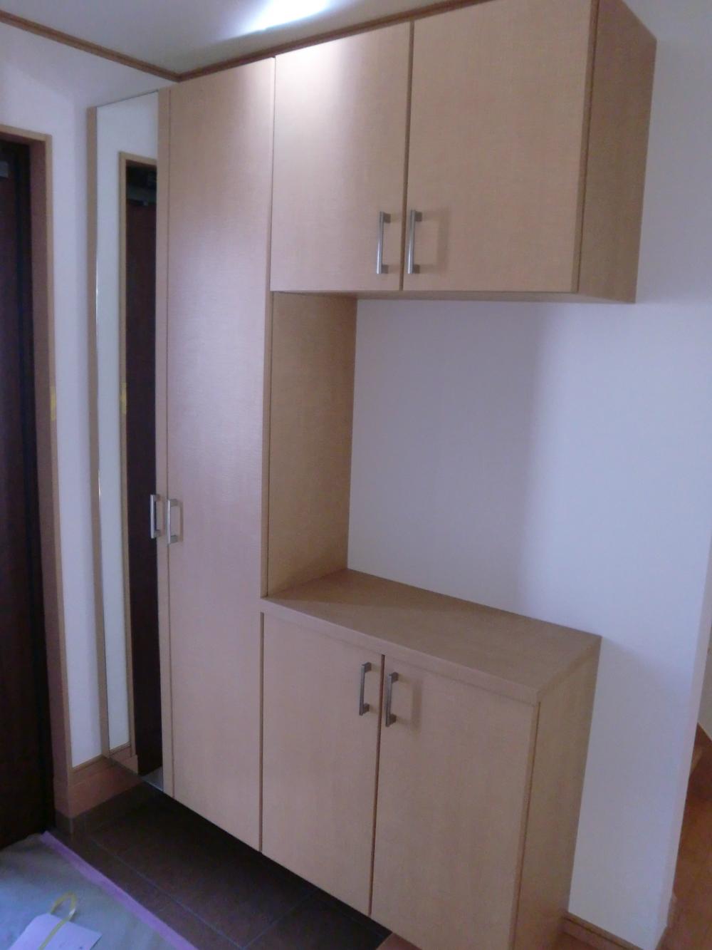 Entrance. Housed plenty of shoe box