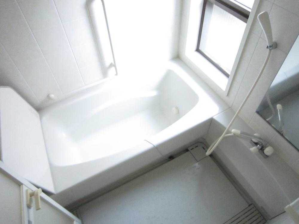 Bathroom. Also heal seems tired of the day with a leisurely bus of 1 pyeong type.