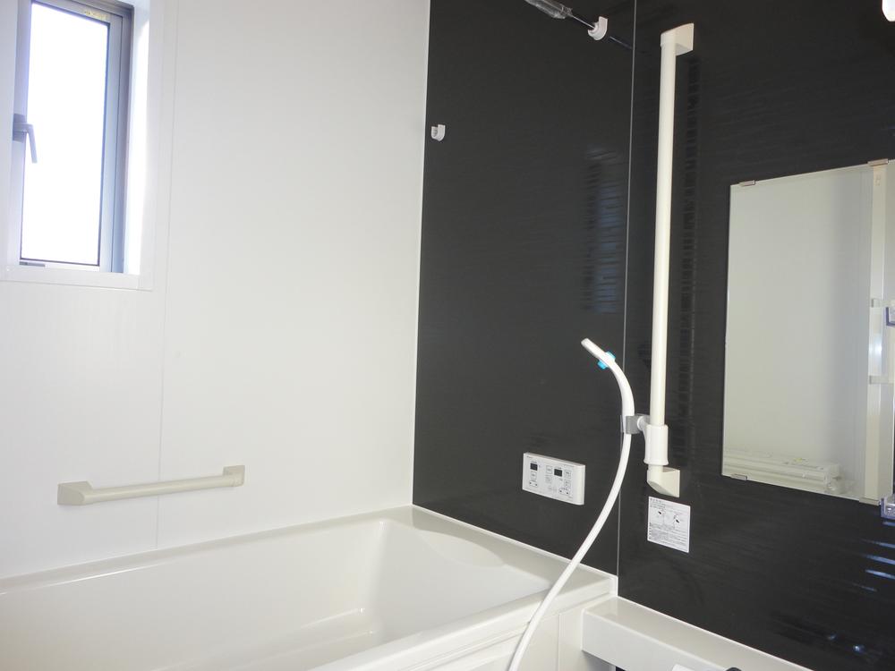 Bathroom. Indoor (10 May 2013) Shooting