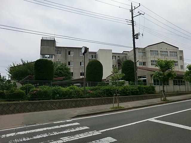 Junior high school. Moriya Municipal Goshogaoka until junior high school 1650m