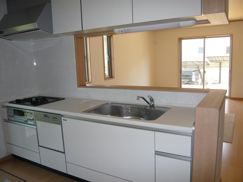 Same specifications photos (living)