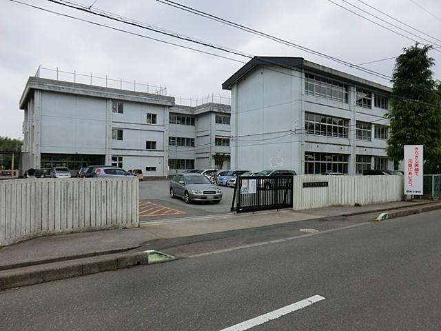 Primary school. 480m to Moriya Tatsusato State Elementary School